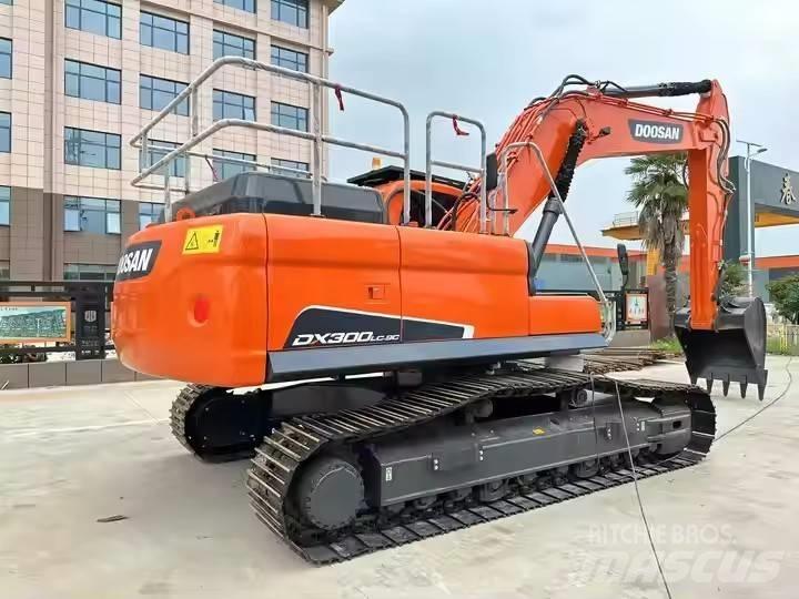 Doosan DX300LC-9C Lánctalpas kotrók