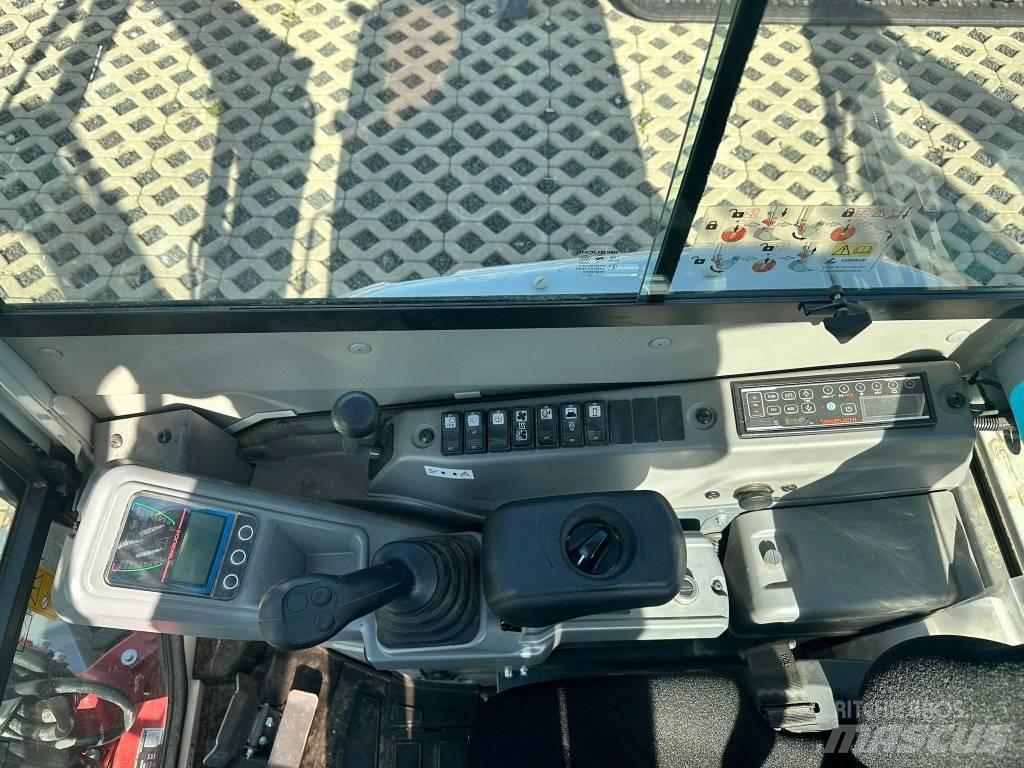 Takeuchi TB325R V1 Mini kotrók < 7t
