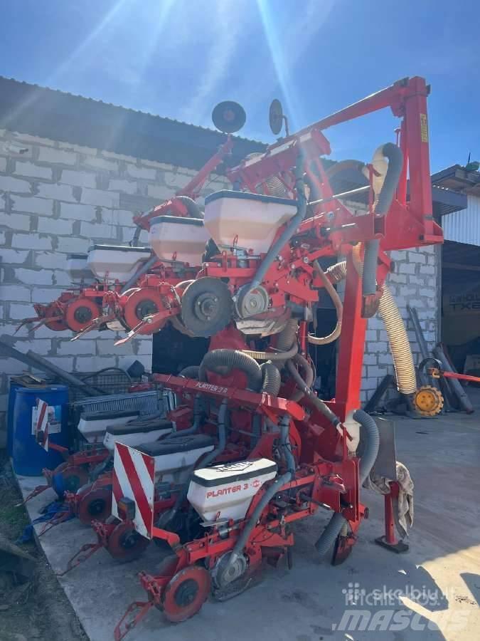 Kuhn Planter 3 Precíziós vetőgépek