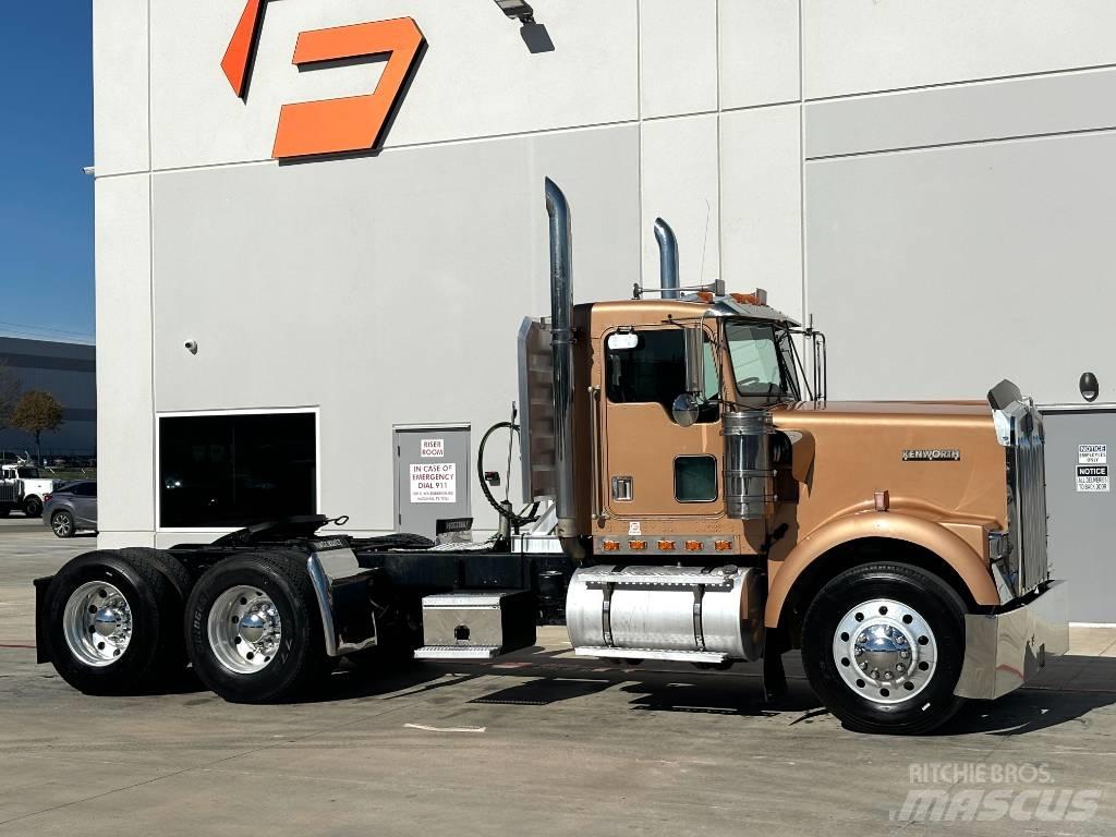 Kenworth W 900 Nyergesvontatók