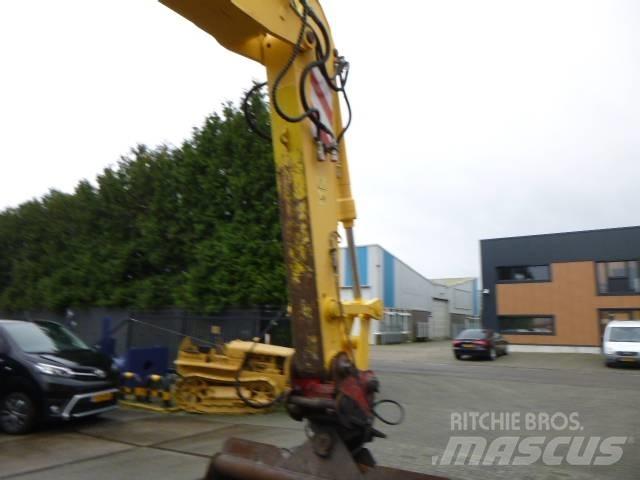 New Holland MH Plus Gumikerekes kotrók