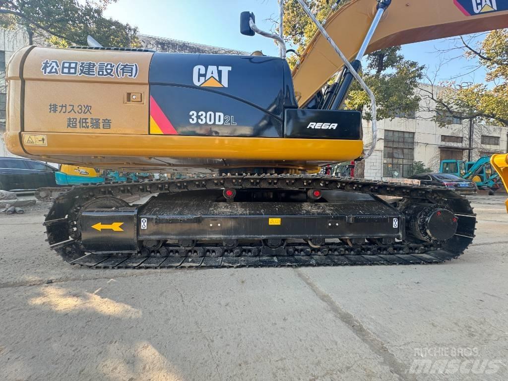 CAT 330 D L Lánctalpas kotrók