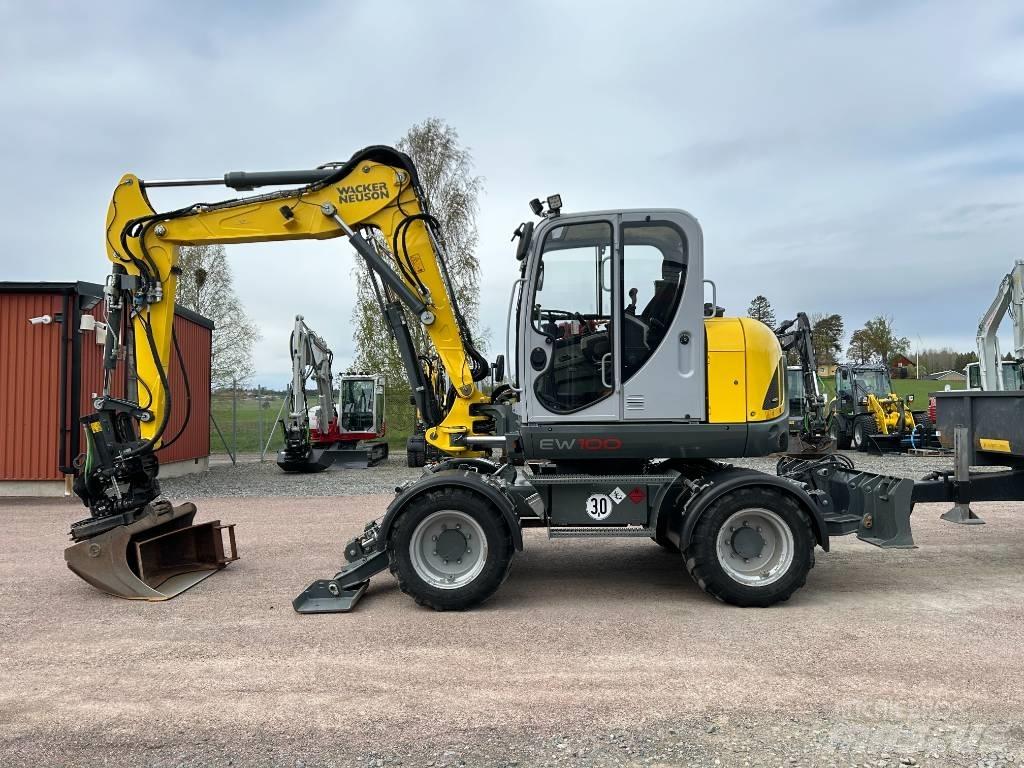 Wacker Neuson EW100 Gumikerekes kotrók