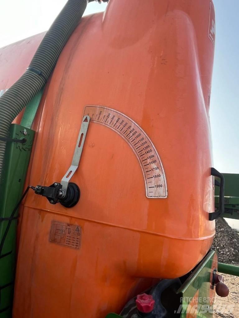 Amazone UF 1801 Rögzített trágyaszórók