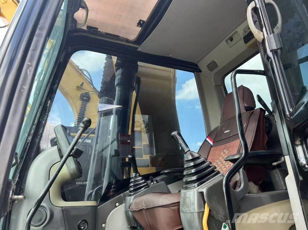 CAT 323DL Lánctalpas kotrók