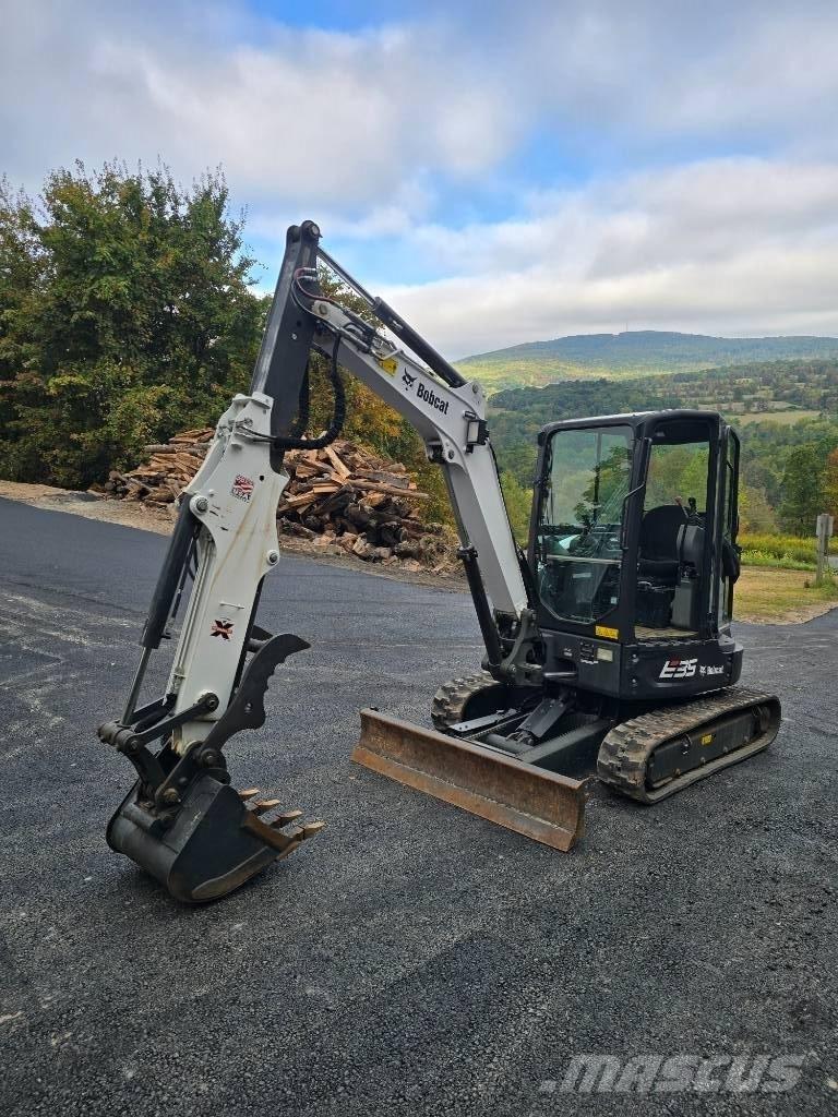Bobcat E35 Mini kotrók < 7t