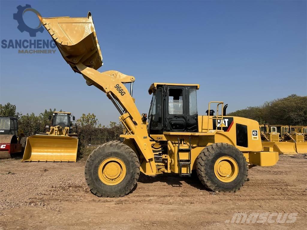 CAT 966 G Gumikerekes homlokrakodók