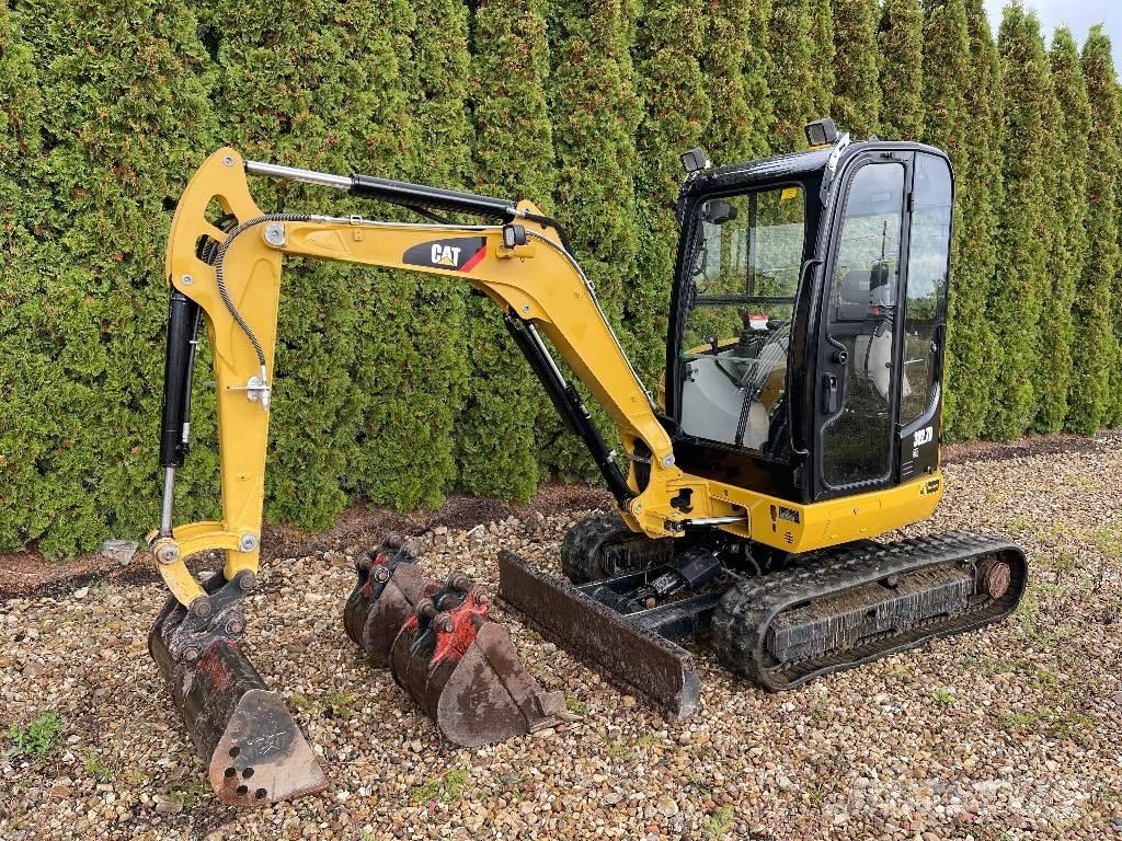 CAT 302.7D CR Mini kotrók < 7t