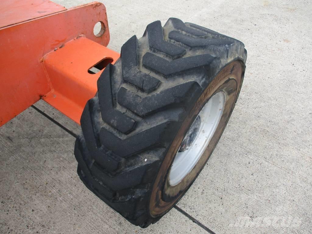 JLG 460SJ (867) Teleszkópos emelők