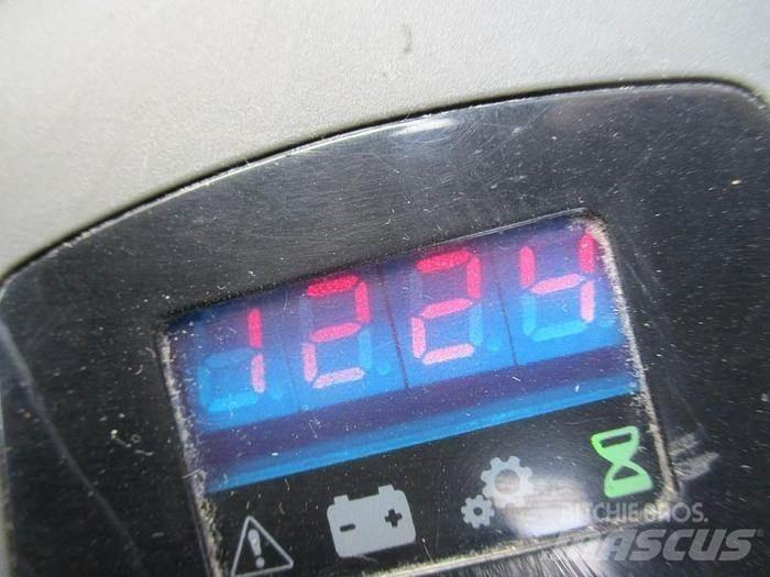 Toyota LWE 250 Alacsony emelőkocsi