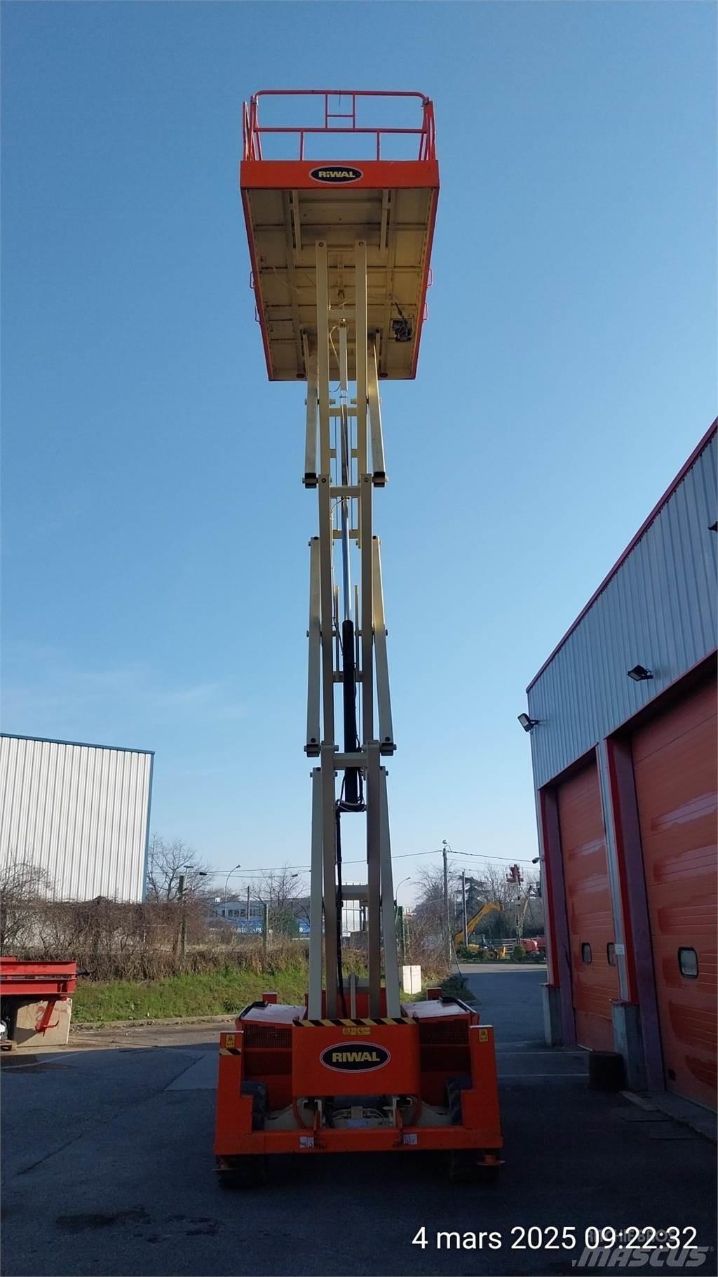 JLG 3394RT Ollós emelők