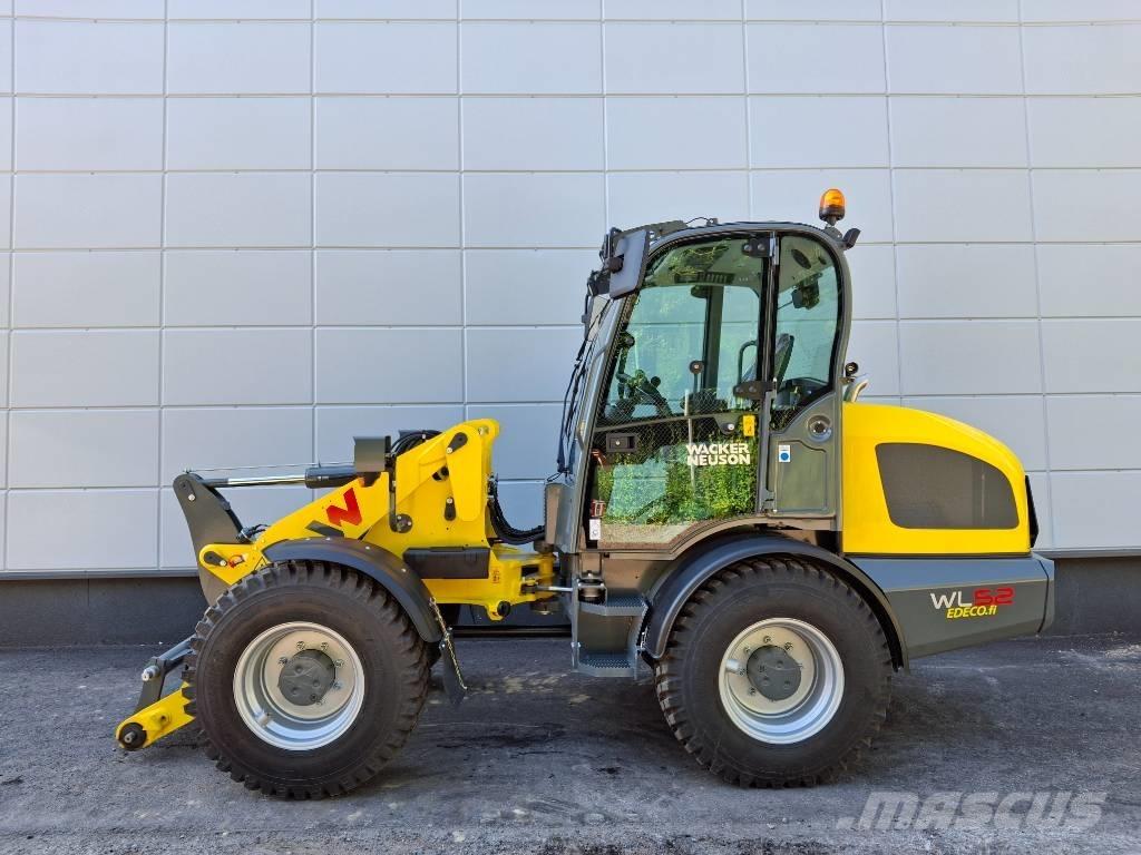 Wacker Neuson WL 52 Gumikerekes homlokrakodók