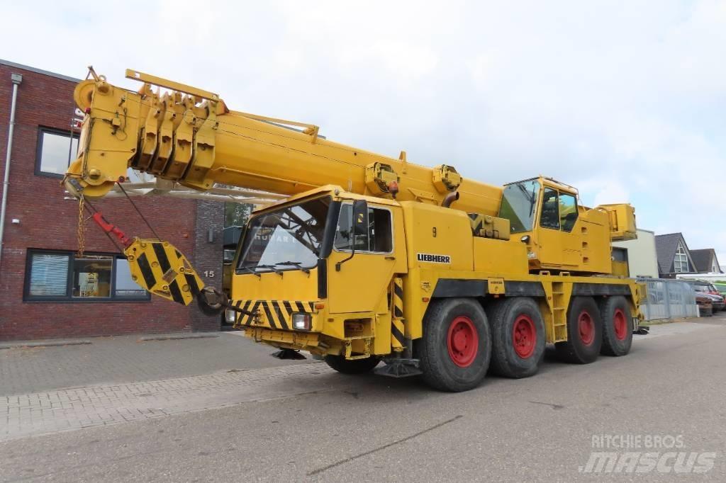 Liebherr LTM 1070-1 Terepdaruk