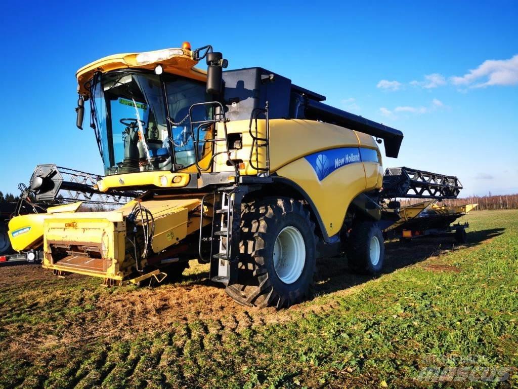 New Holland CX 8080 Kombájnok