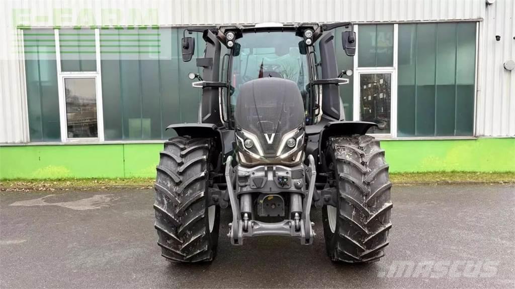 Valtra q 285 Traktorok