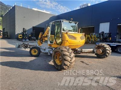 Menzi Muck M525 Gumikerekes kotrók