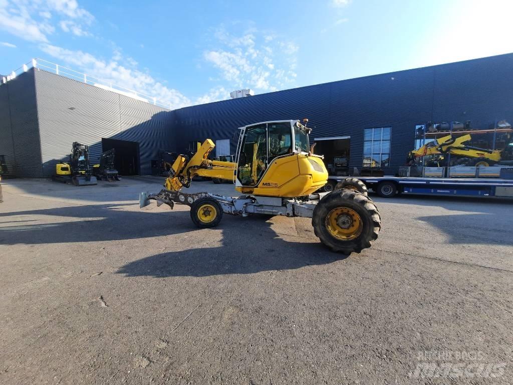 Menzi Muck M525 Gumikerekes kotrók