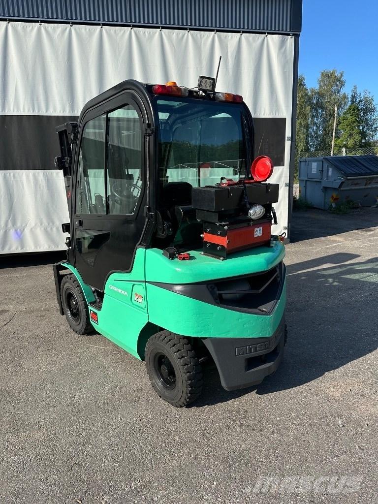 Mitsubishi FD 25 N Dízel targoncák