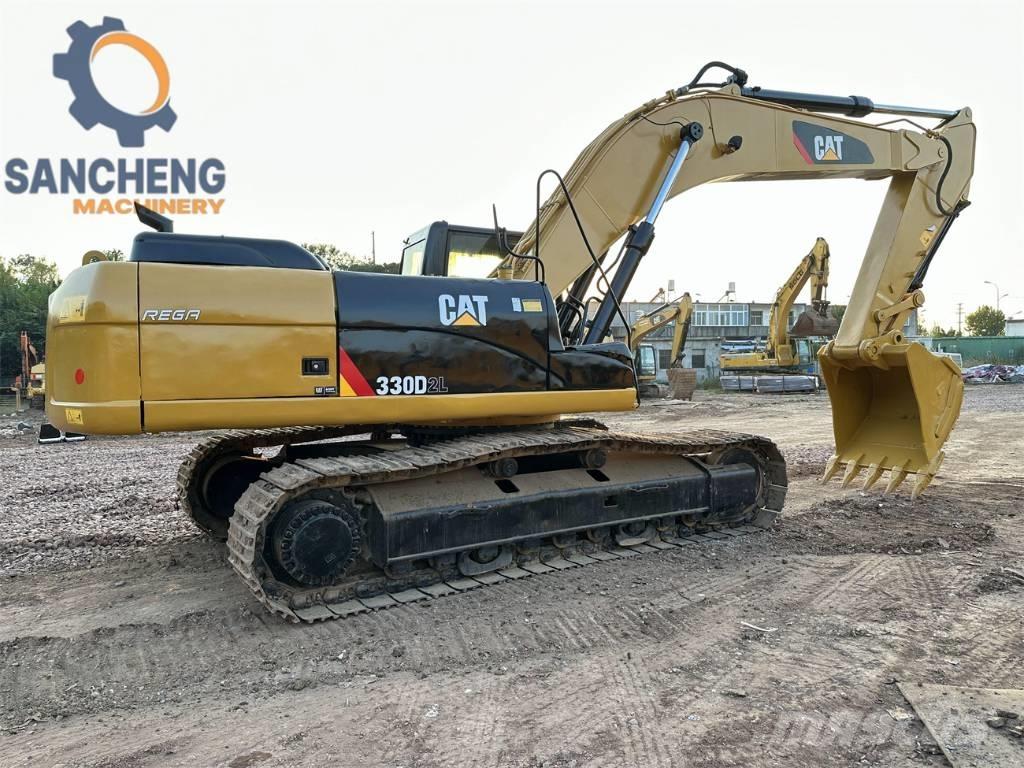 CAT 330 D L Lánctalpas kotrók