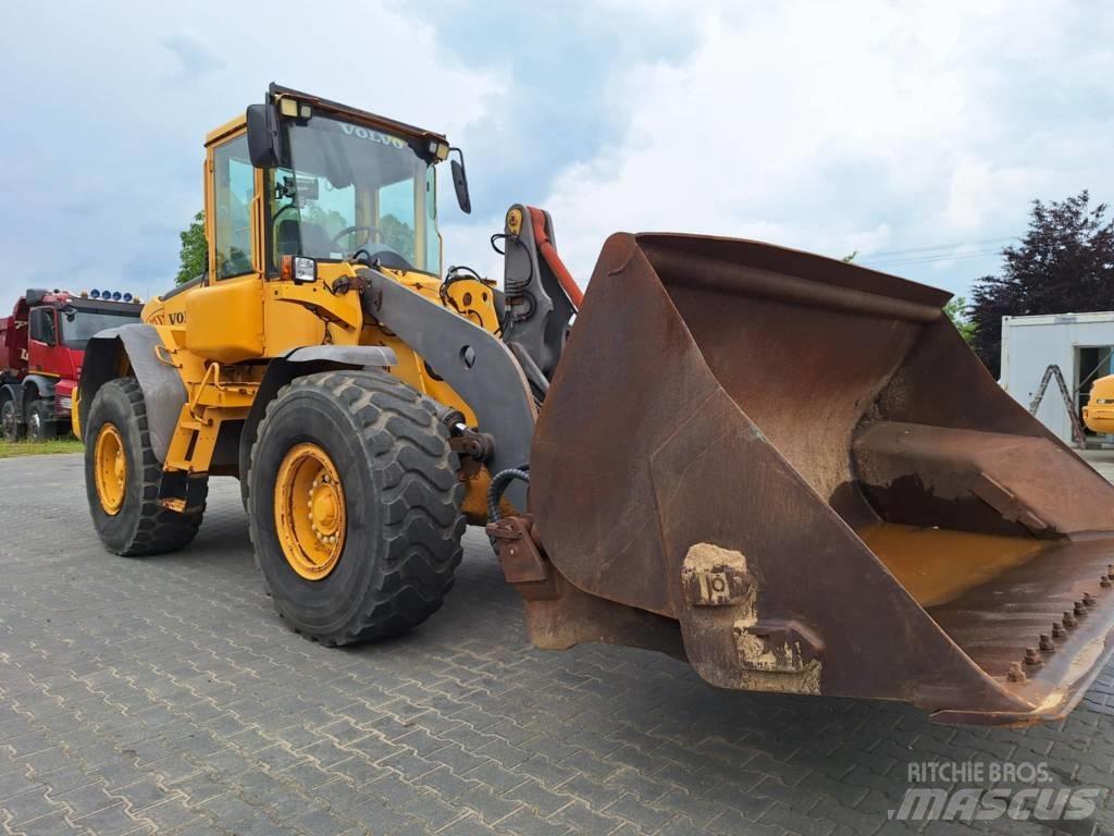 Volvo L 90 E Gumikerekes homlokrakodók