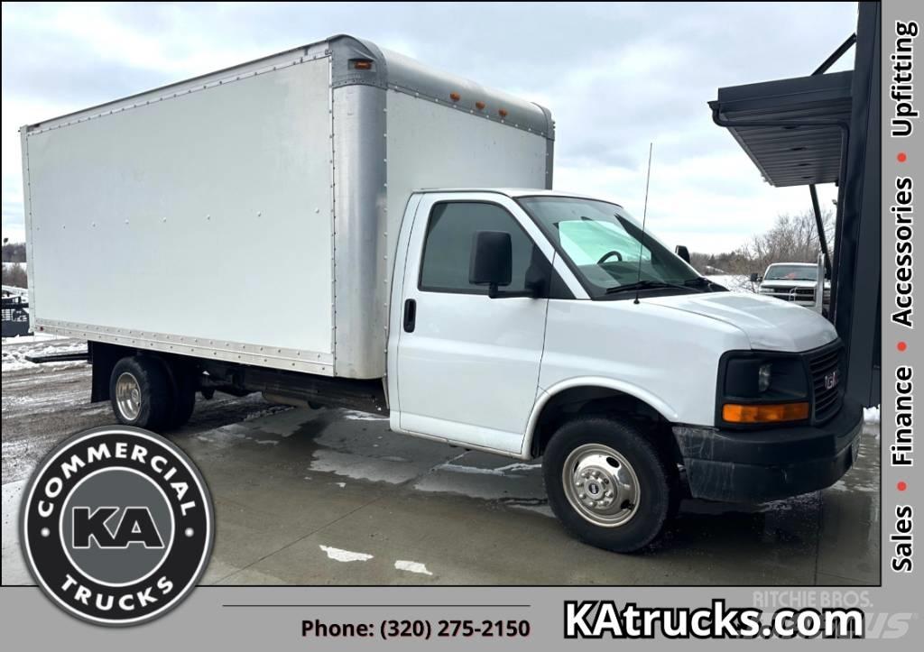 GMC Savana G3500 Dobozos teherautók