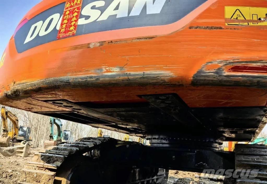 Doosan DX 500 LC Lánctalpas kotrók