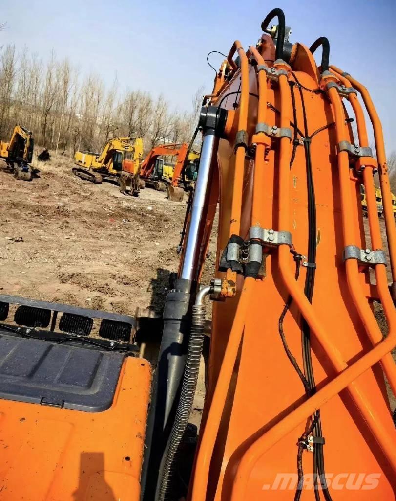 Doosan DX 500 LC Lánctalpas kotrók
