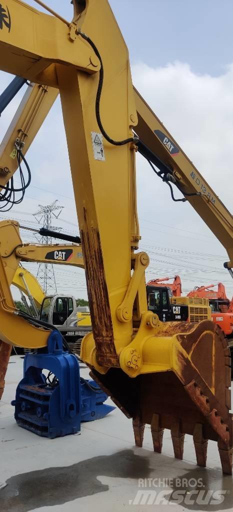 Komatsu PC 450 LC-7 Lánctalpas kotrók