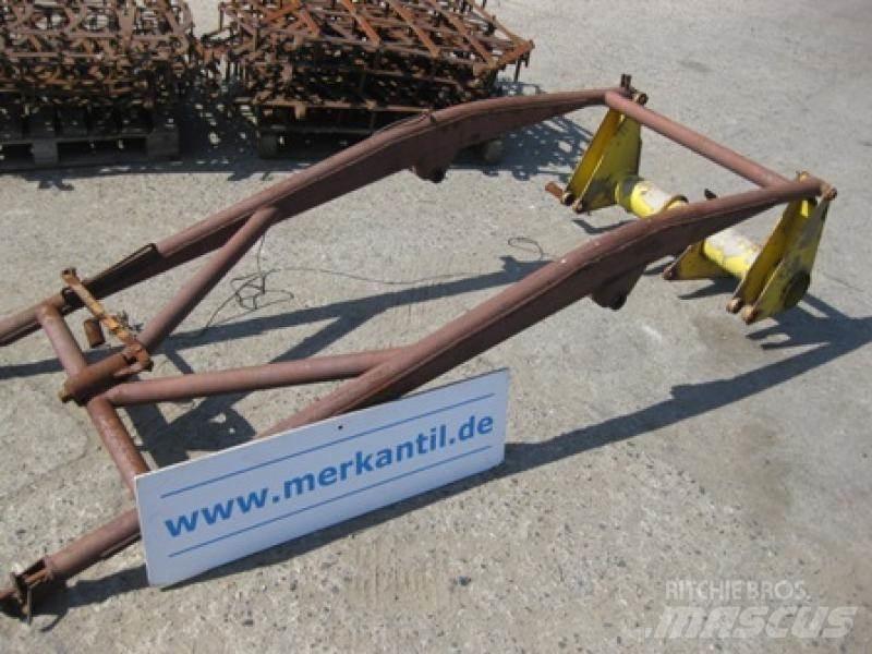  Frontlader RS09 Homlokrakodók és kotrók