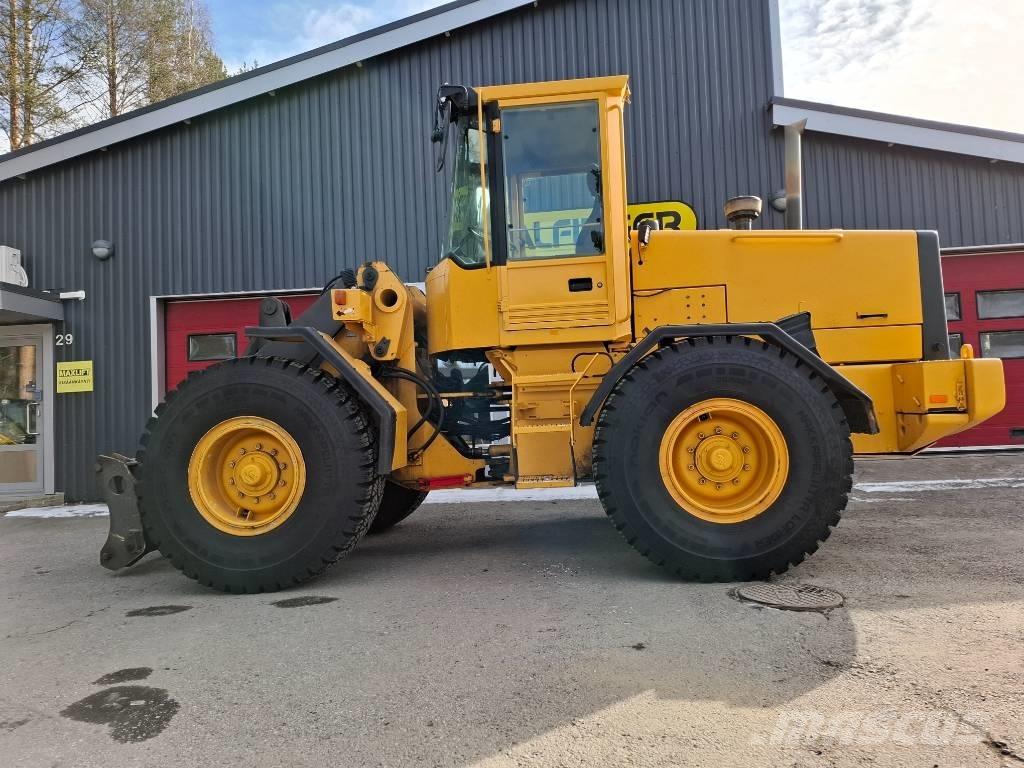 Volvo L70B Gumikerekes homlokrakodók