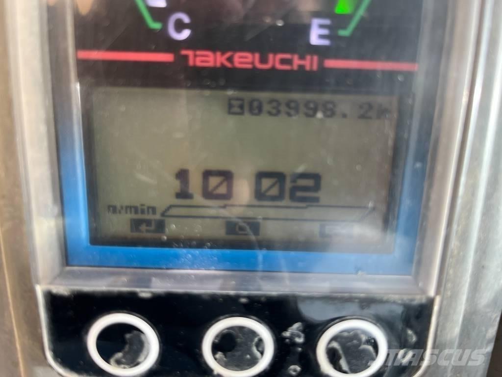 Takeuchi TB 225 Mini kotrók < 7t