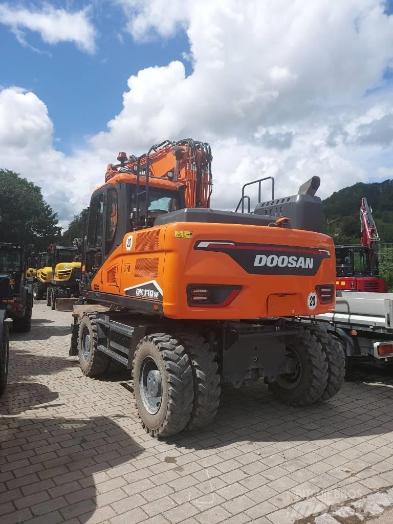Develon DX 170 W-7 Gumikerekes kotrók