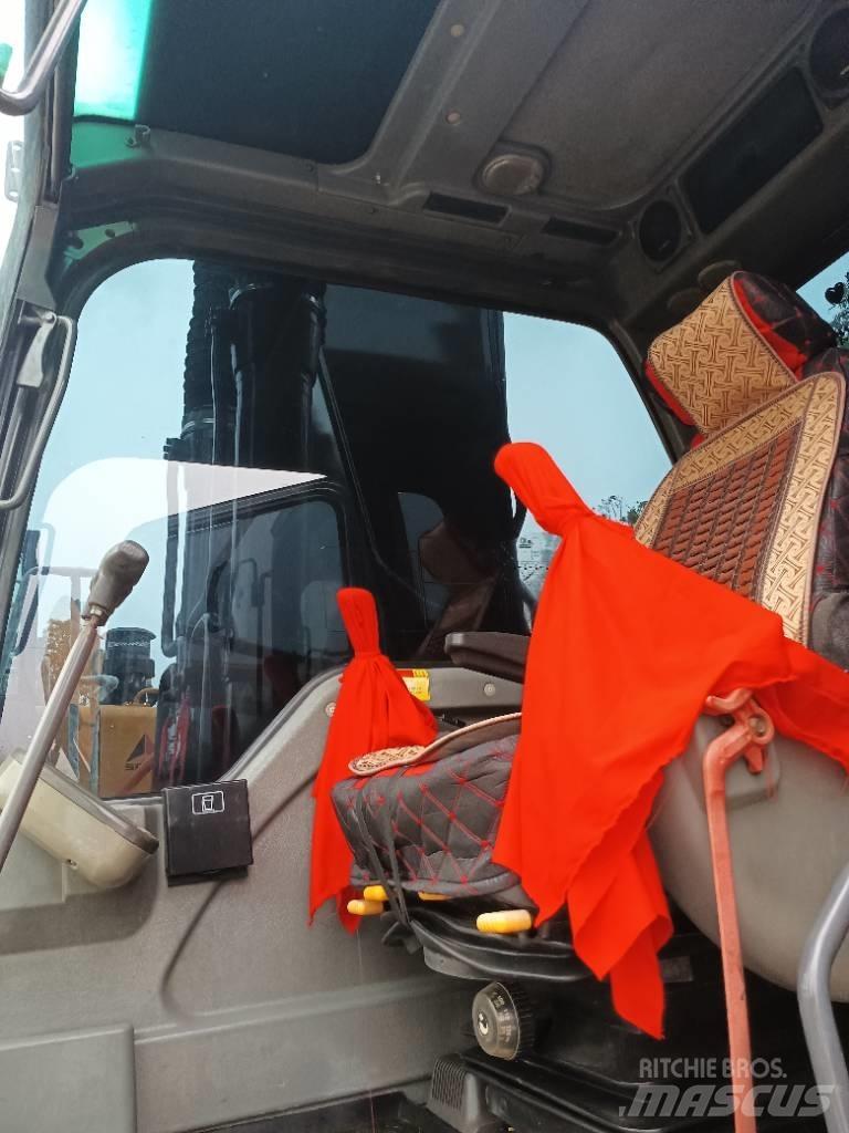 Volvo EC 210 Közepes (midi) kotrók 7 t - 12 t