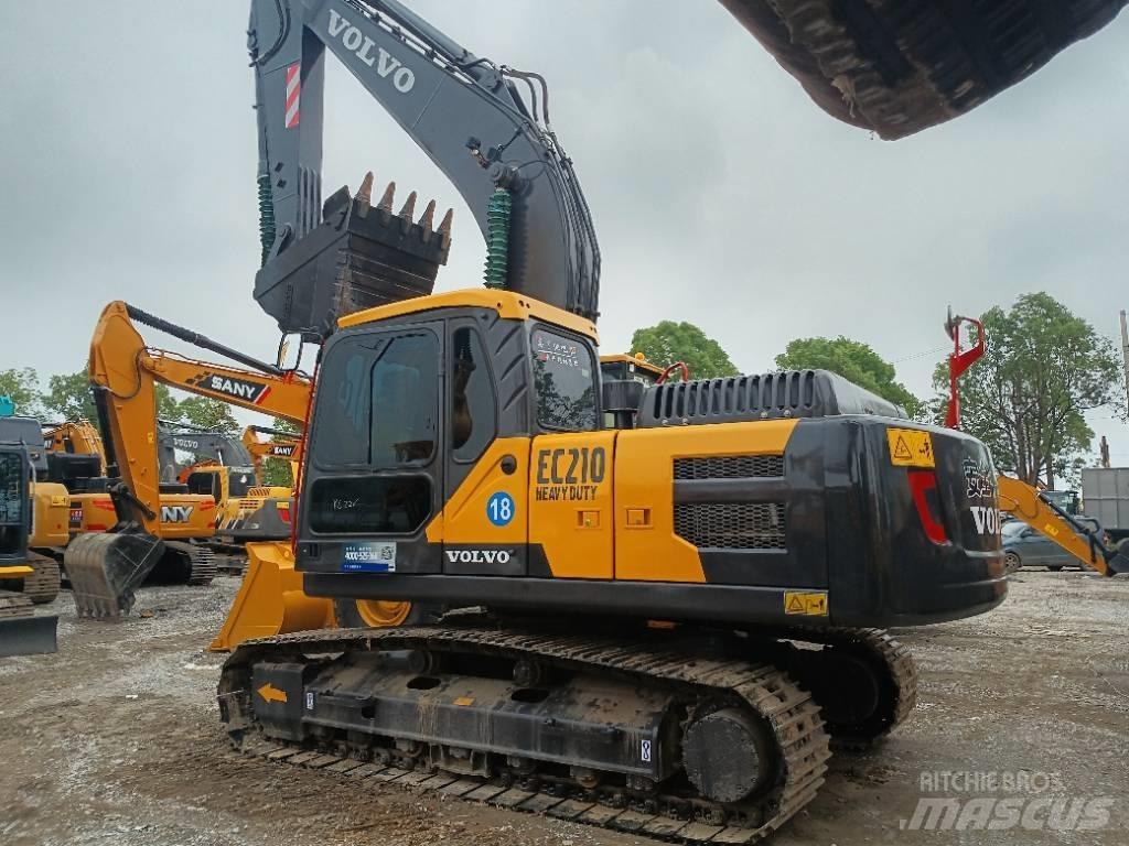 Volvo EC 210 Közepes (midi) kotrók 7 t - 12 t