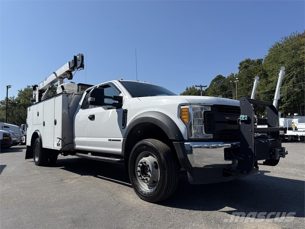 Ford F550 Közúti karbantartó haszongépek