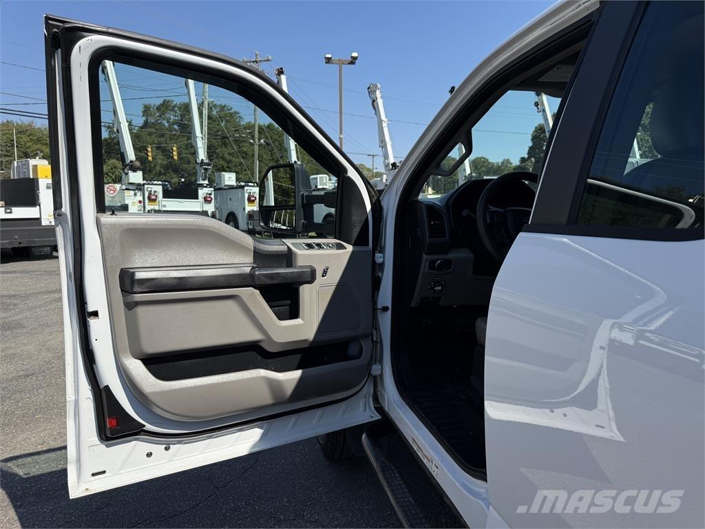 Ford F550 Közúti karbantartó haszongépek