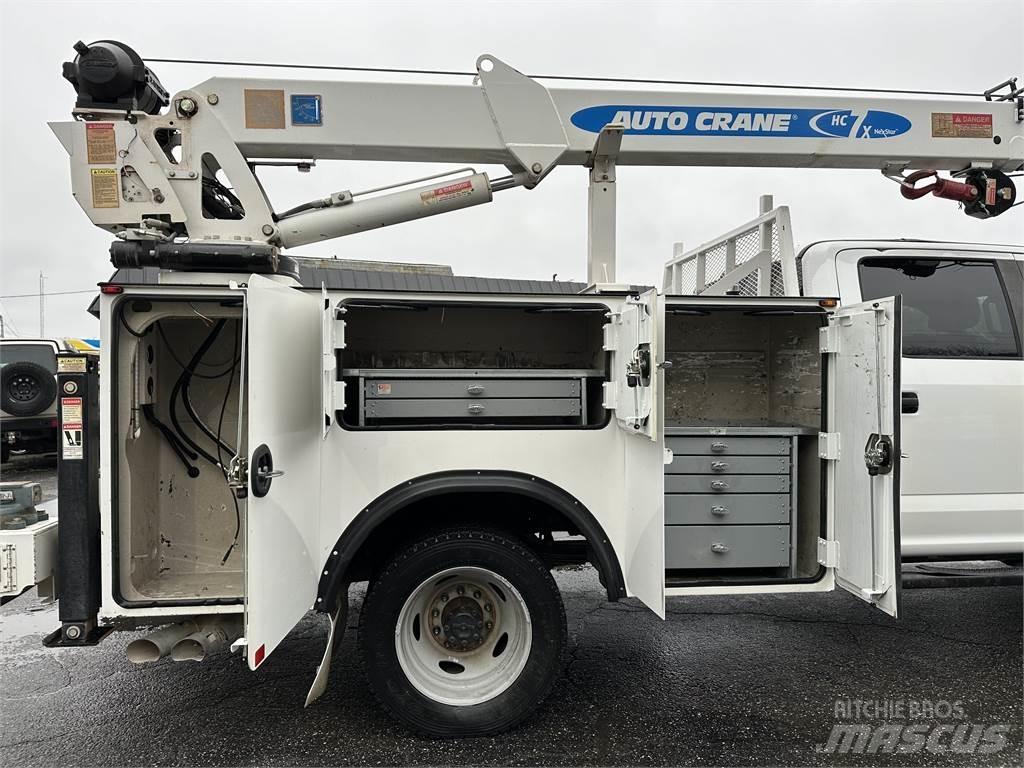 Ford F550 Közúti karbantartó haszongépek