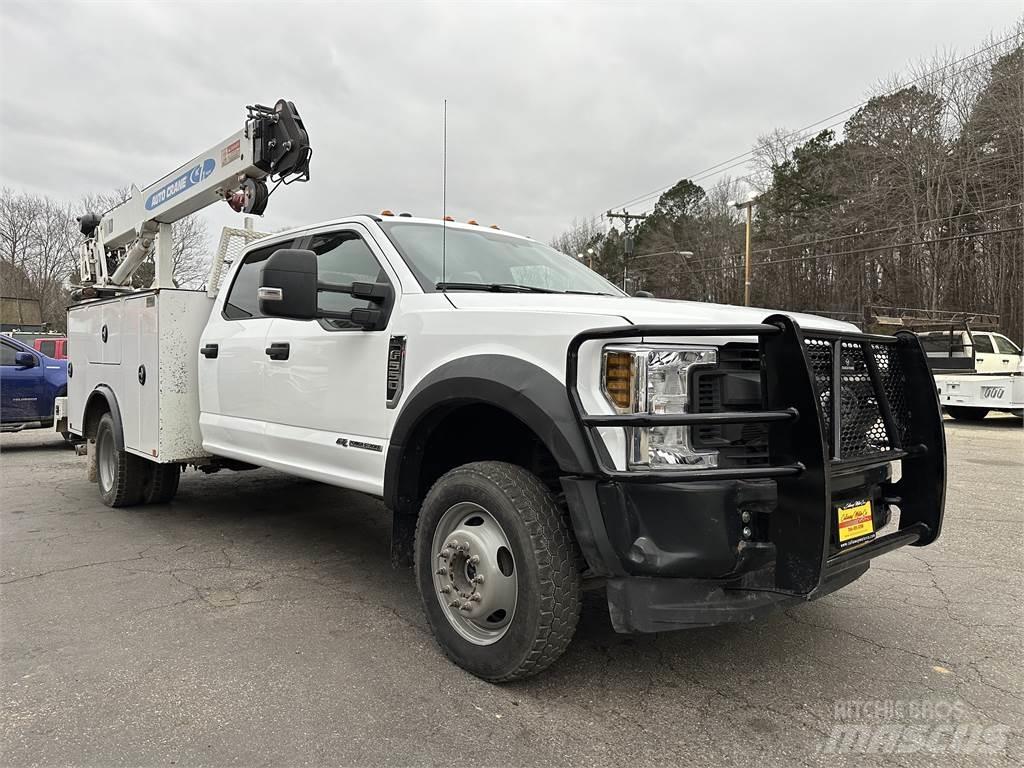 Ford F550 Közúti karbantartó haszongépek