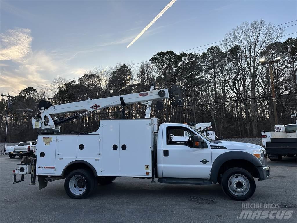 Ford F550 Közúti karbantartó haszongépek