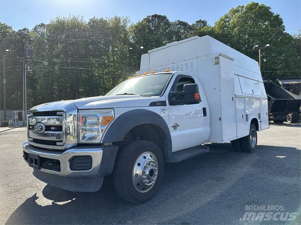 Ford F550 Közúti karbantartó haszongépek
