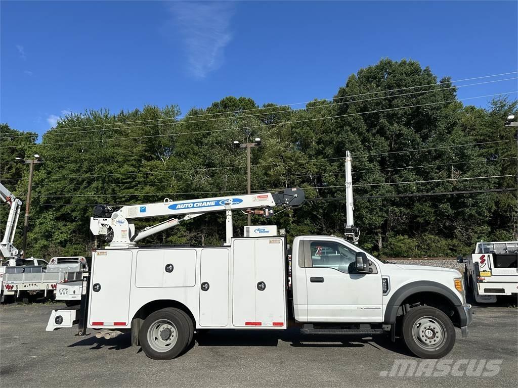 Ford F550 Közúti karbantartó haszongépek