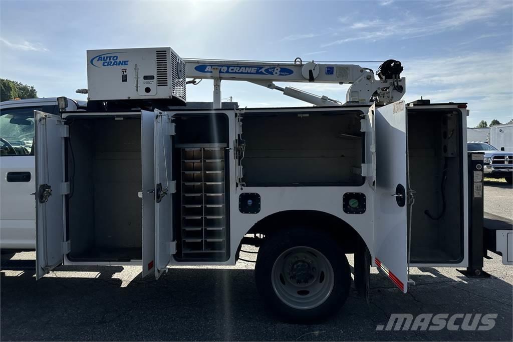 Ford F550 Közúti karbantartó haszongépek