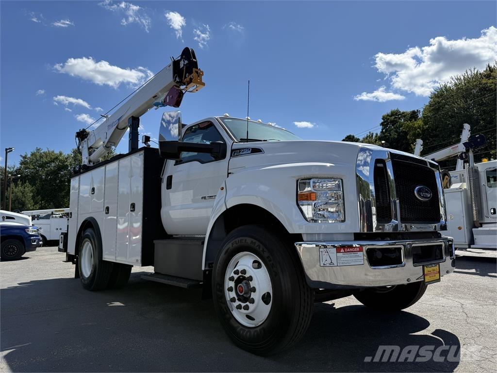 Ford F750 Közúti karbantartó haszongépek