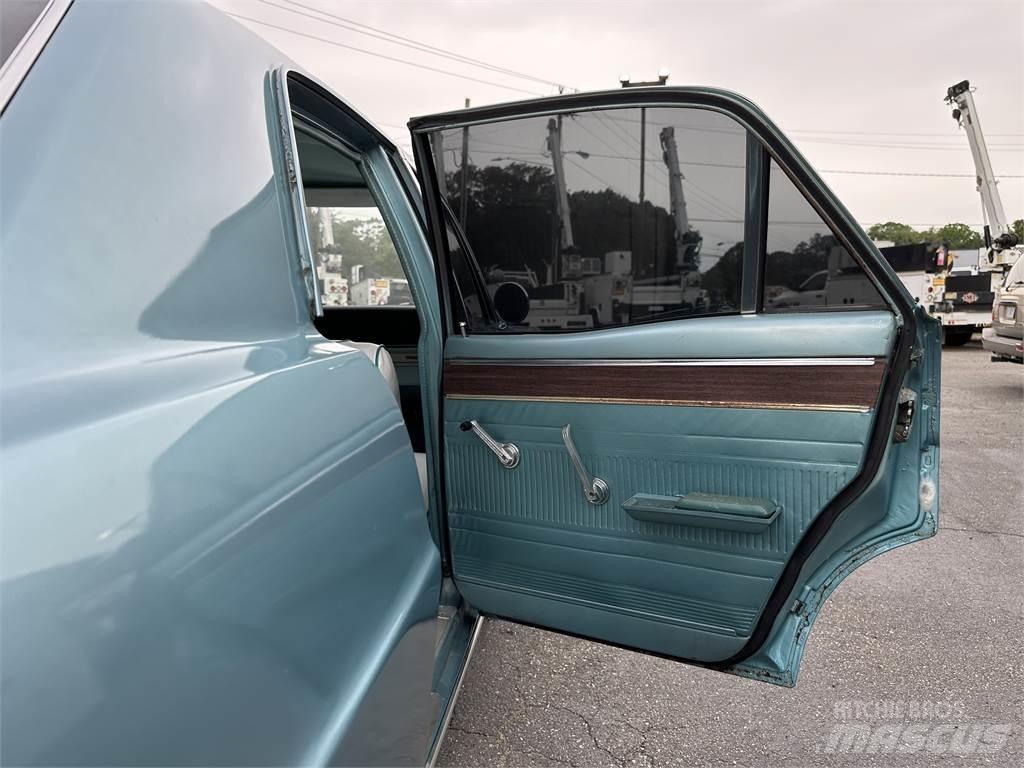 Ford FAIRLANE Egyéb