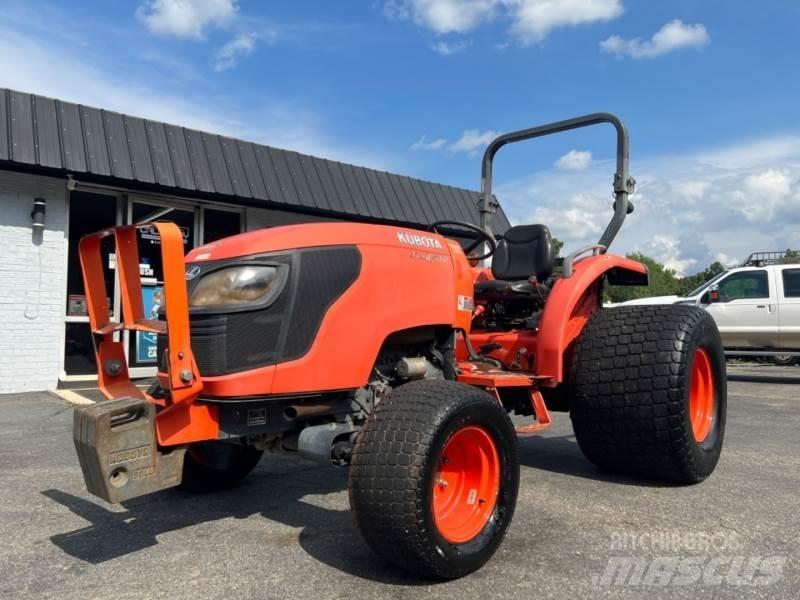 Kubota MX4700D Nyergesvontatók