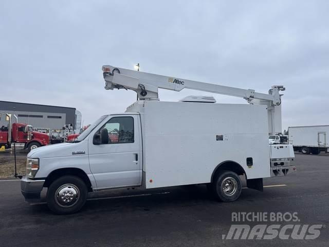 Ford E350 ALTEC Egyéb