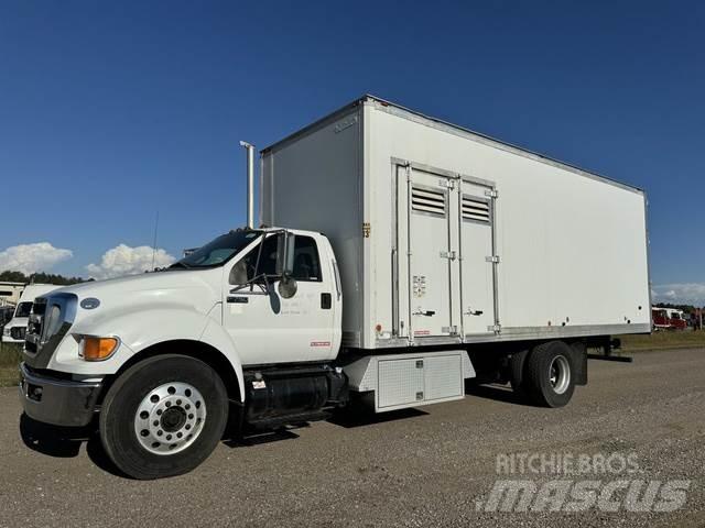 Ford F750 Irat megsemmisítők