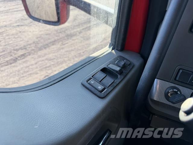 Kenworth T880 Egyéb