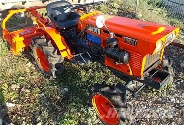Kubota 6001 di '04 Kardánhajtású ekék és Forgó-boronák