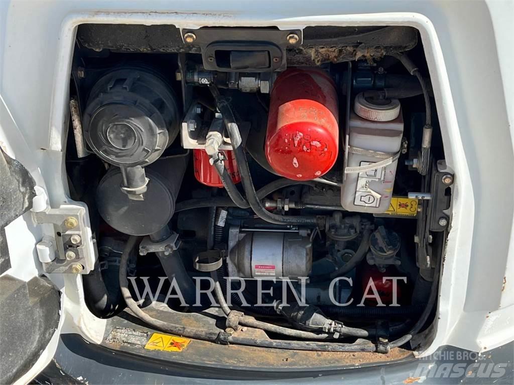 Bobcat E20 Lánctalpas kotrók